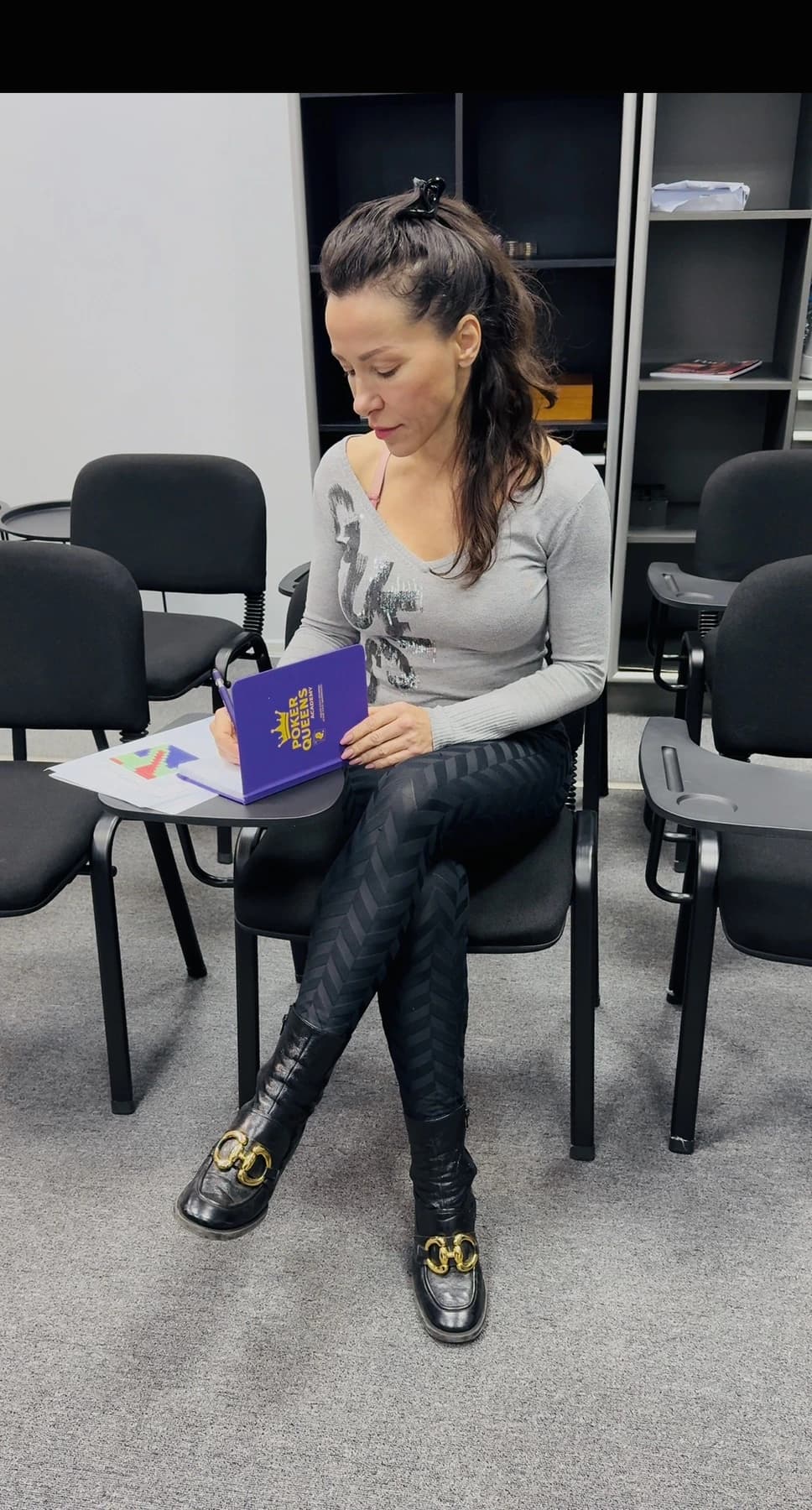 Poker Queens Academy - Галерия снимка 1