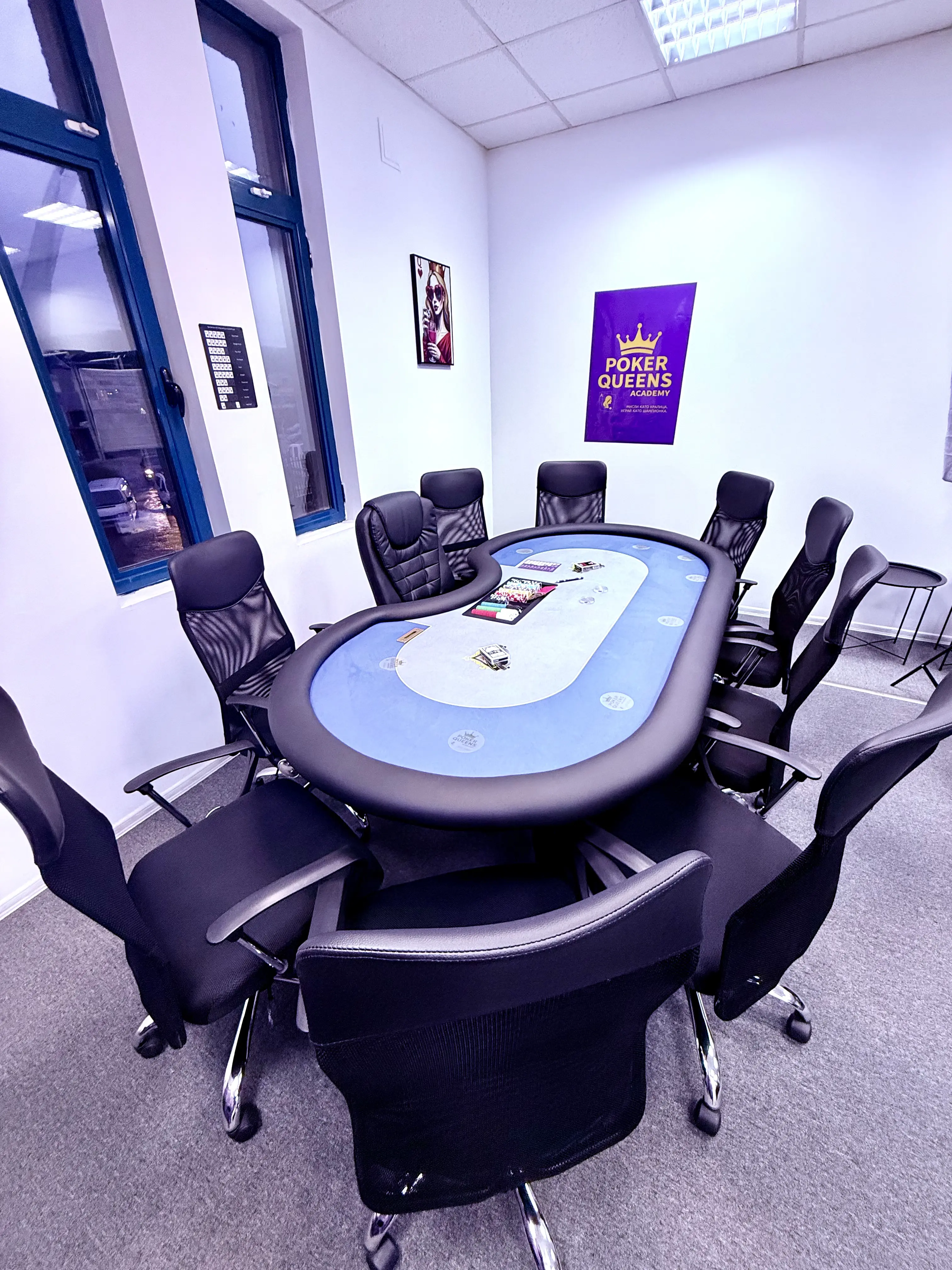 Poker Queens Academy - Галерия снимка 25